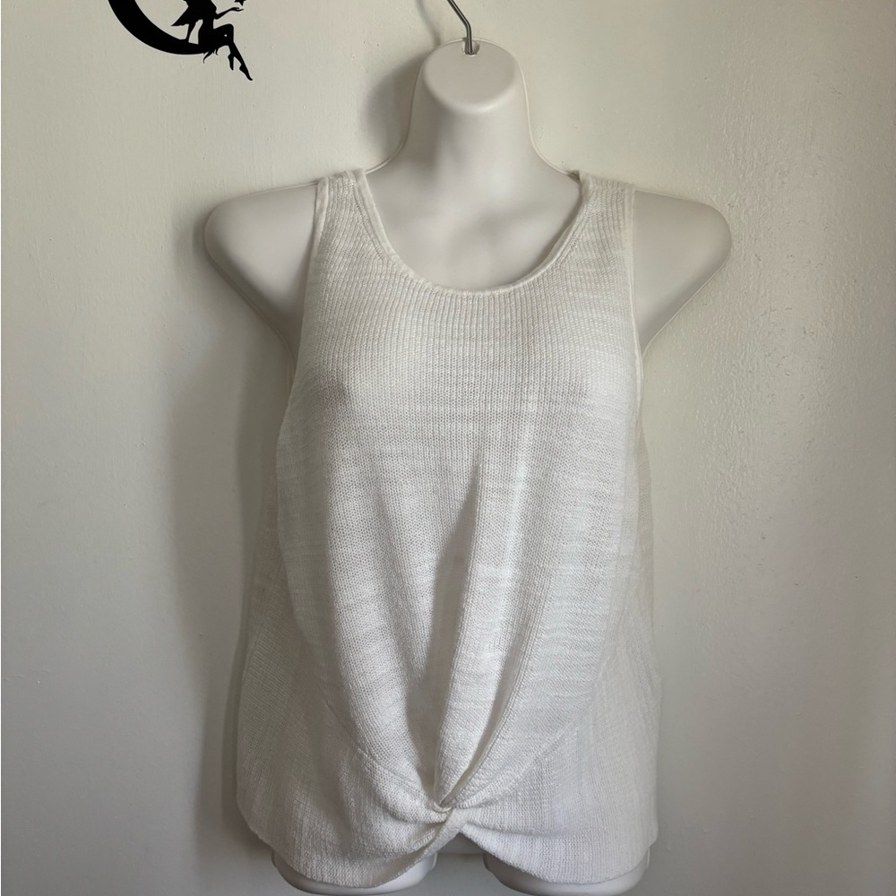 INC International Concepts White Sleeveless Tie Front Tank Top